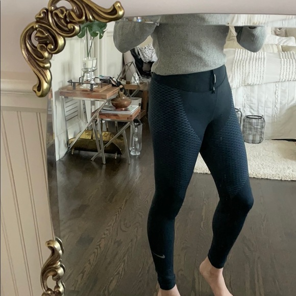 NIKE zonal strength tights - Picture 3 of 3